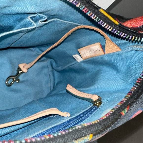 Vintage Dooney & Bourke Y2K Crayon Hearts Satchel Bag rainbow 🌈 zipper - Picture 12 of 15